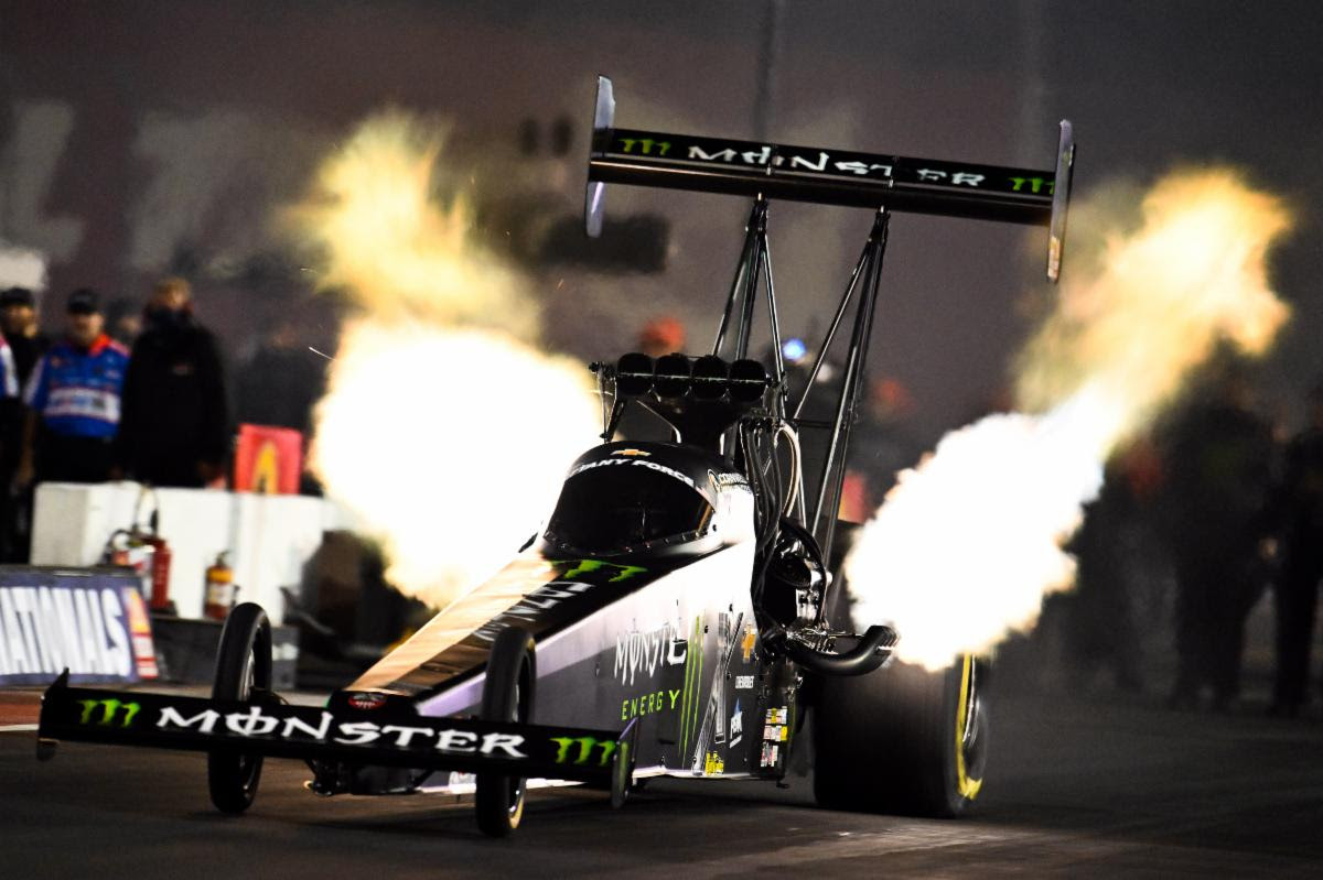 John Force Racing / Auto Imagery / Gary Nastase